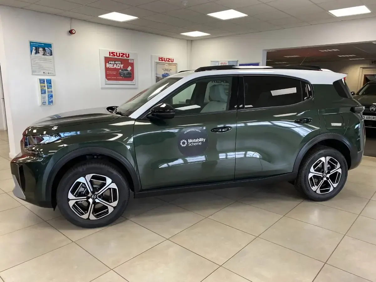 New Citroën C3 Aircross 145 HP (106 kW) 2026 Montana green SUV