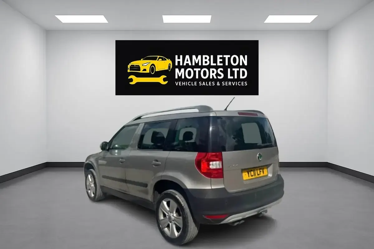 Used Skoda Yeti SE 140 HP (102 kW) 2011 Beige SUV