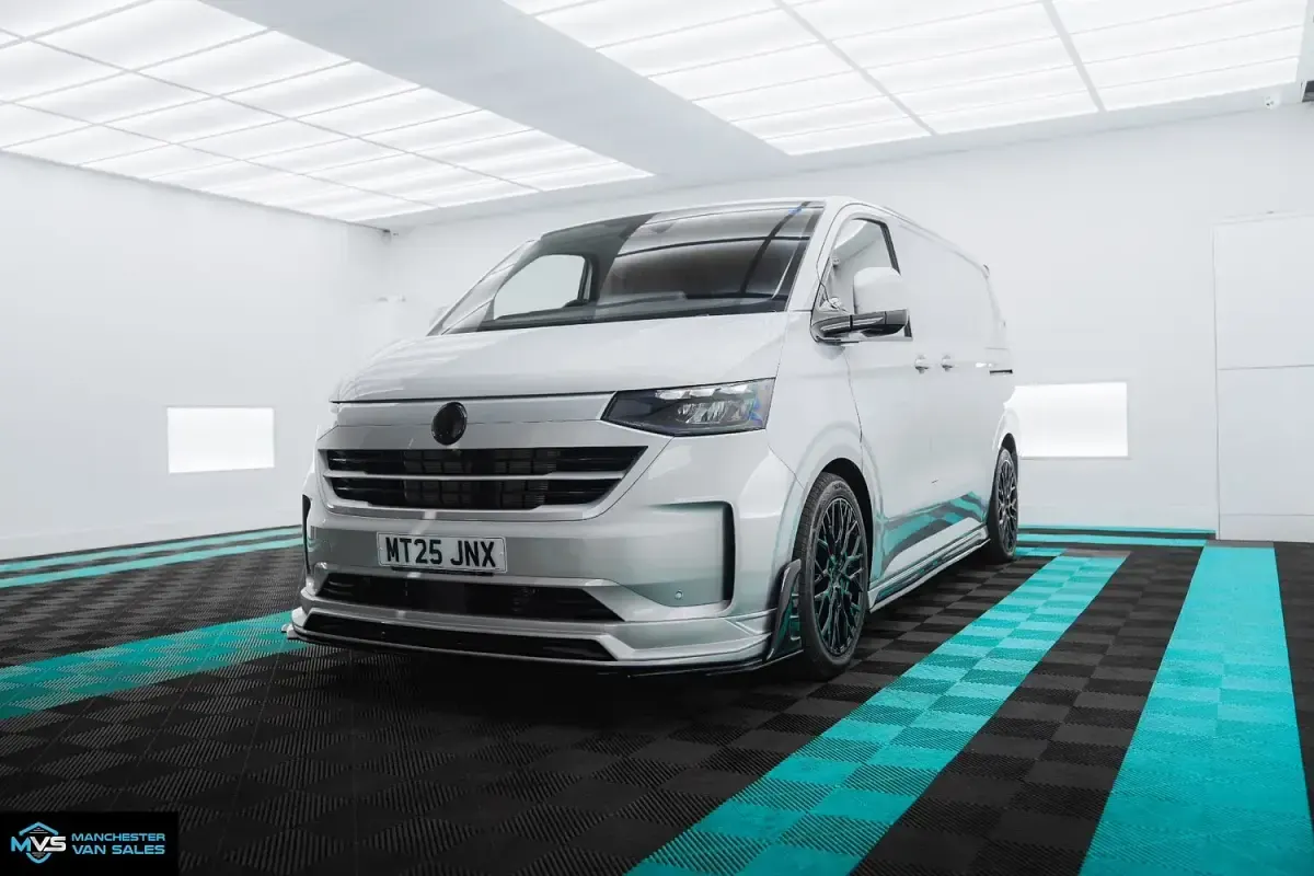 New VW Transporter Pro 150 HP (110 kW) 2025 Grey Van