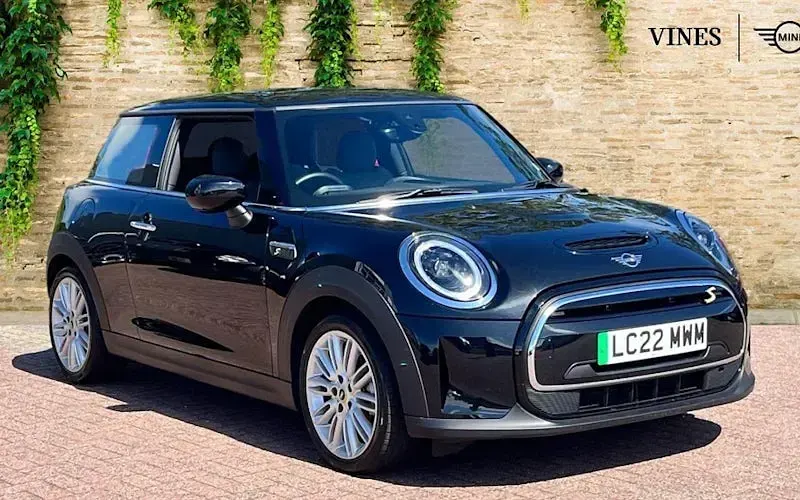 Used Mini Cooper Level 2 135 kW (184 HP) 2023 Hatchback
