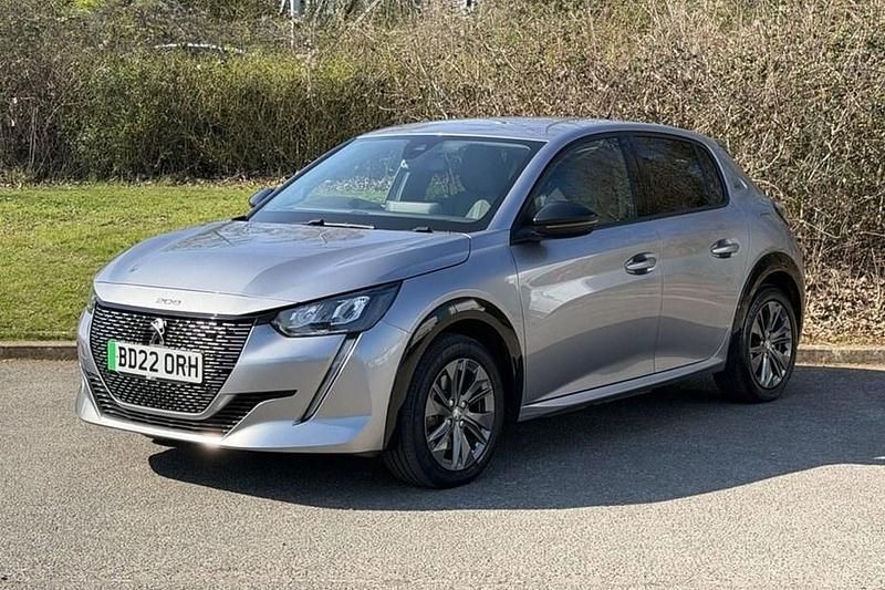 Used Peugeot e-208 Allure Premium 100 kW (136 HP) 2022 Hatchback