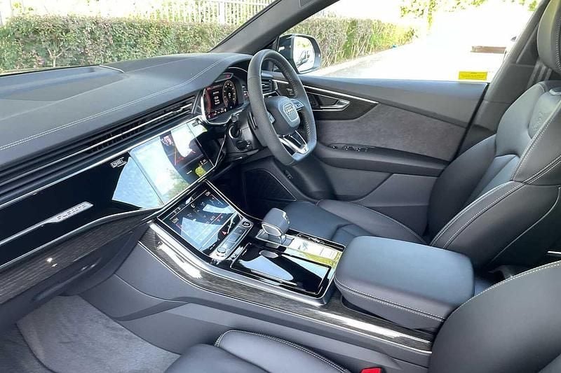 Used Audi Q8 Black Edition 340 HP (250 kW) 2025 Daytona grey pearl effect SUV