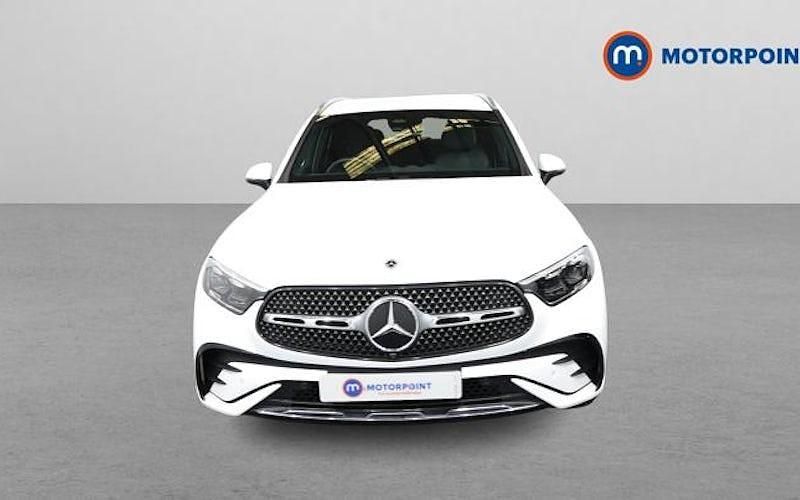 Used Mercedes GLC300 AMG Line Premium 258 HP (189 kW) 2023 White Estate