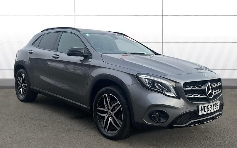 Used Mercedes GLA180 Urban 122 HP (89 kW) 2020 SUV