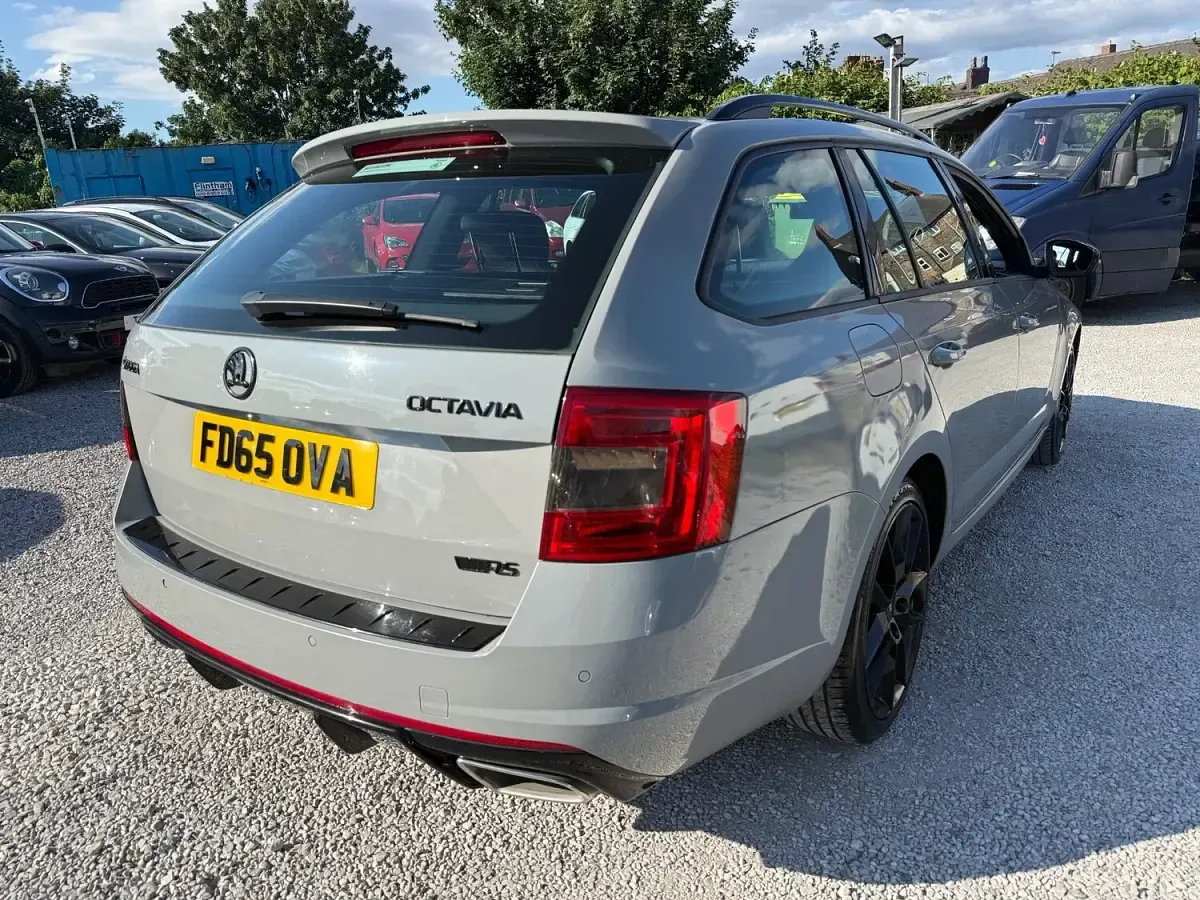 Used Skoda Octavia vRS 150 HP (110 kW) 2015 Grey Estate