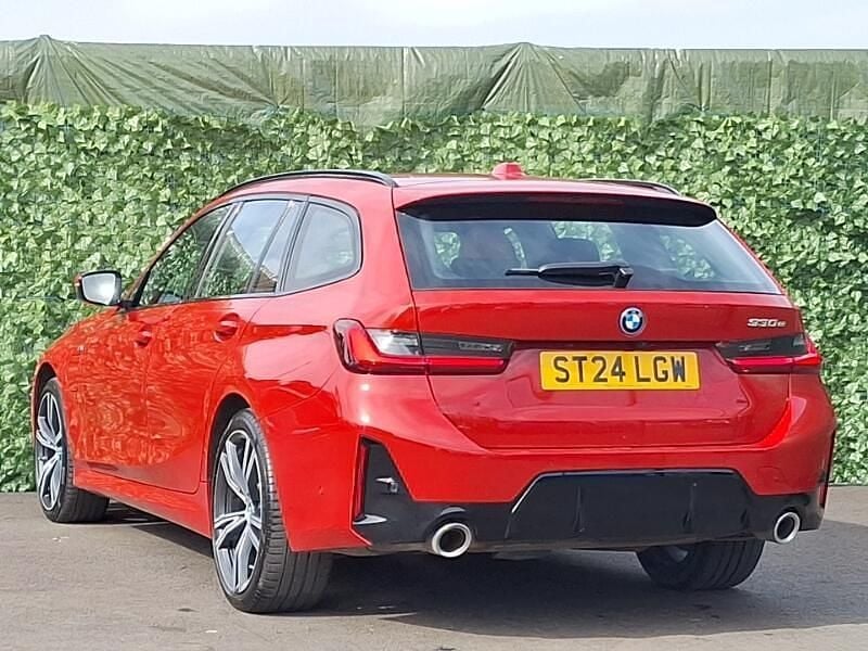 Used BMW 330e M Sport 288 HP (211 kW) 2024 Red Estate