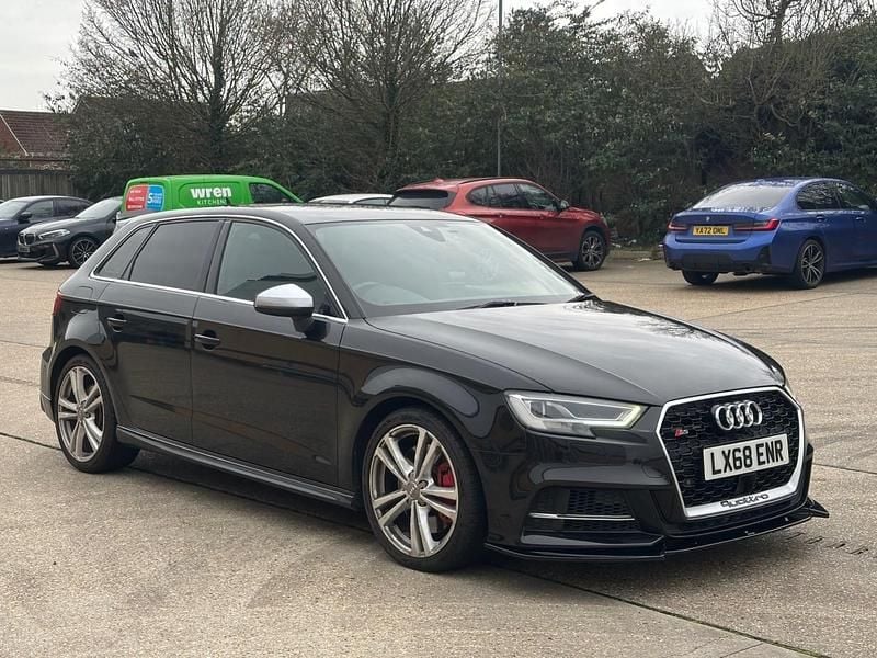 Used Audi S3 Sportback Performance 333 HP (244 kW) 2018 Black Hatchback