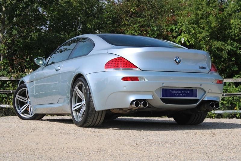 Usado BMW M6 Shadowline 2006 Plateado Coupe