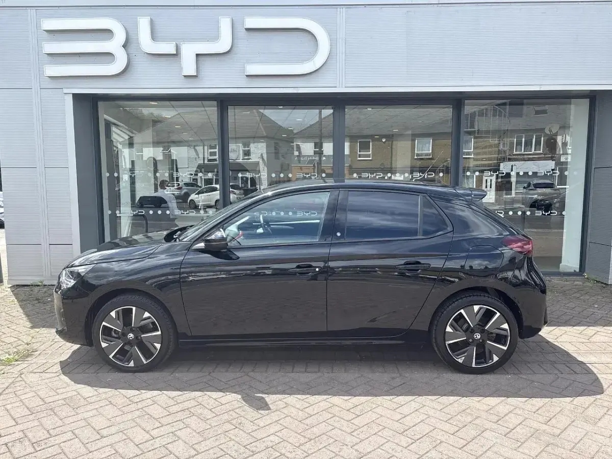Used Vauxhall Corsa-e SRi 98 kW (134 HP) 2022 Black Hatchback