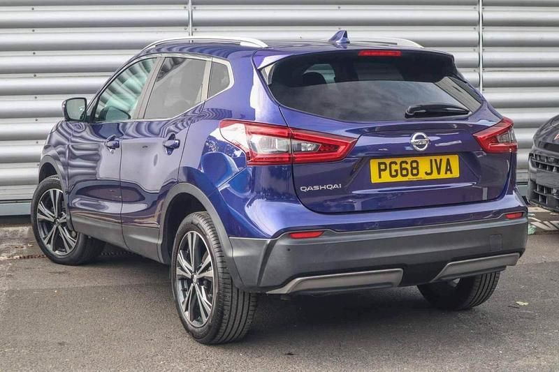Blue Used 2019 Nissan Qashqai N-Connecta SUV | £10,699 (Good price) - Image 1/4