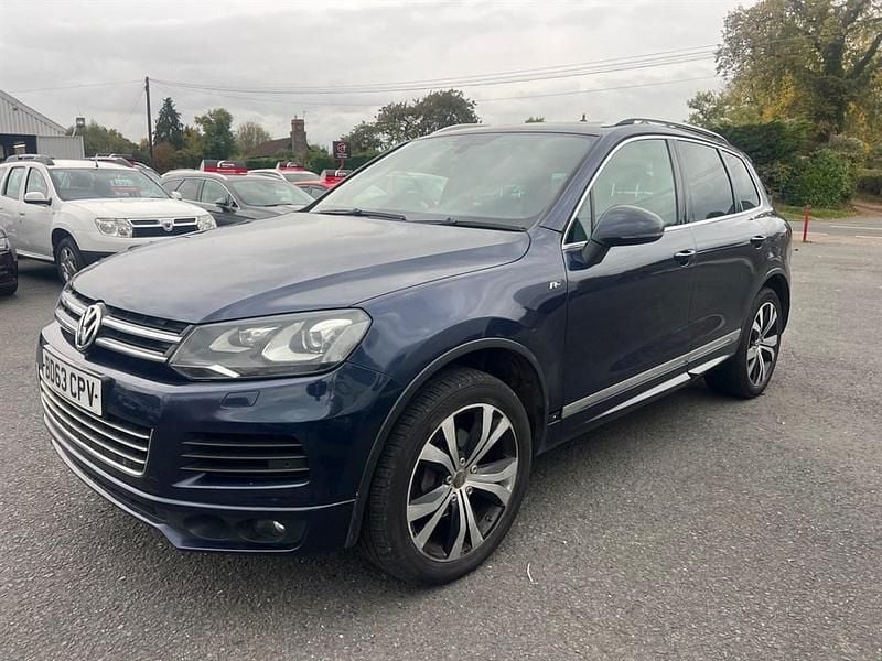 Blue Used 2013 VW Touareg R-line SUV | £8,995 (Fair price) - Image 1/4