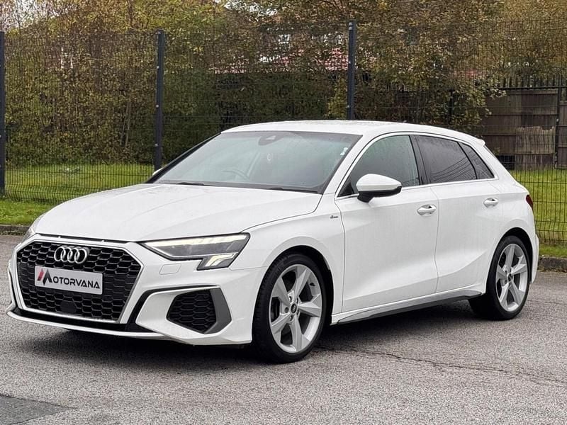 Used Audi A3 Sportback S-Line 150 HP (110 kW) 2021 White Hatchback