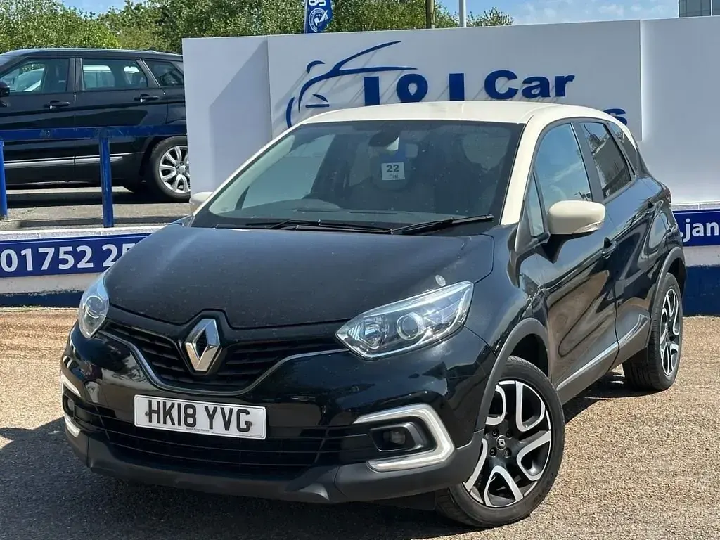 Usado Renault Captur Iconic 90 HP (66 kW) 2018 Preto SUV