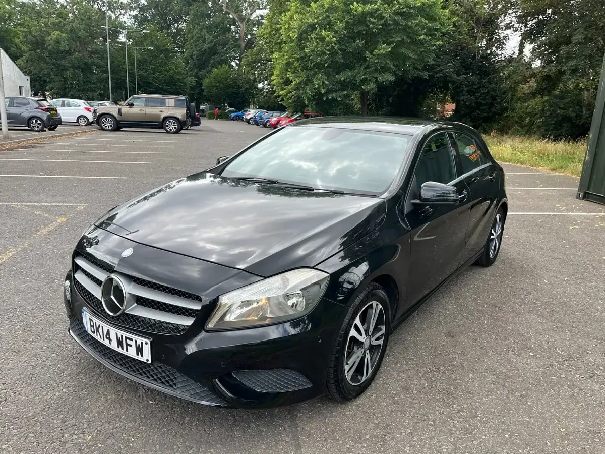 Used Mercedes A180 SE 2014 Black Hatchback