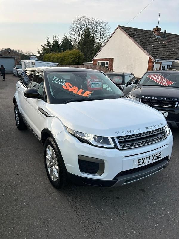 Used Land Rover Range Rover evoque SE 150 HP (110 kW) 2017 White Estate