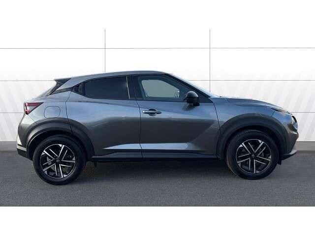 Used Nissan Juke N-Connecta 114 HP (83 kW) 2025 Grey SUV