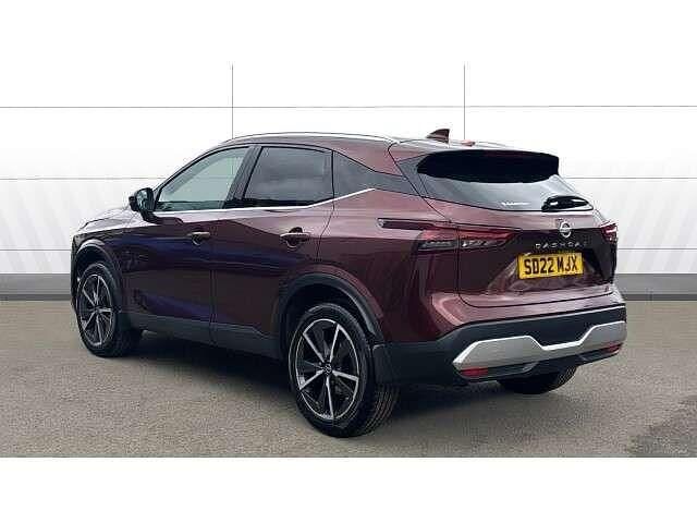 Used Nissan Qashqai Tekna 140 HP (102 kW) 2022 Red SUV