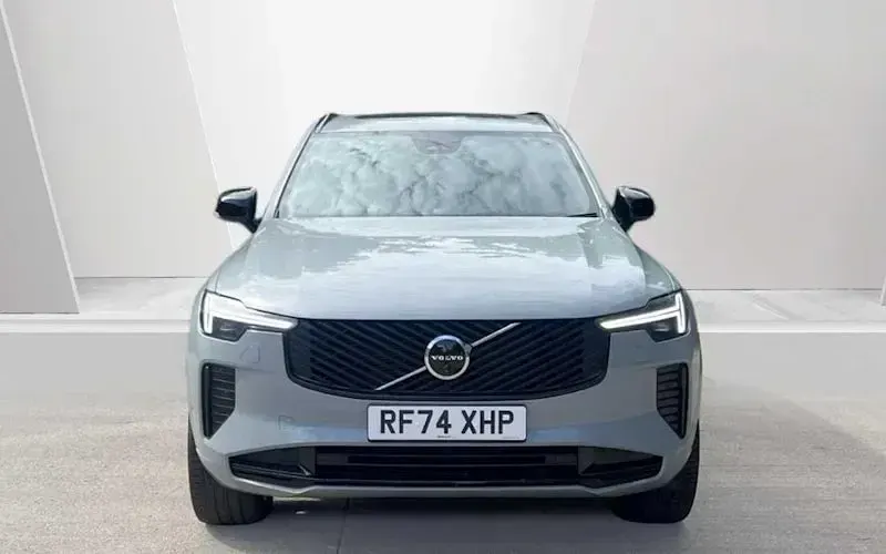 Used Volvo XC90 Ultra 250 HP (183 kW) 2025 Grey SUV