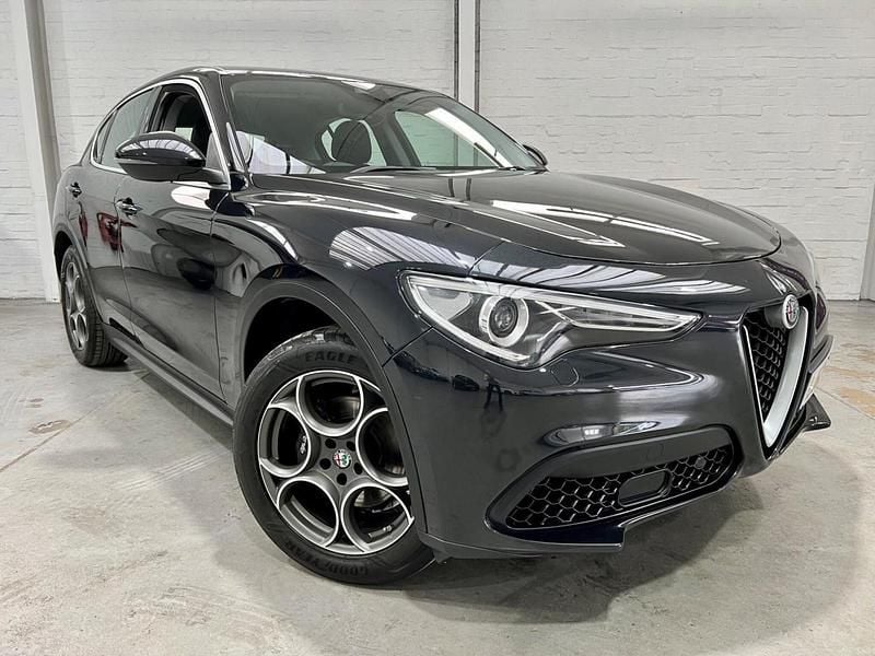 Black Used 2018 Alfa Romeo Stelvio Edizione Speciale SUV | £17,995 (Fair price) - Image 1/4