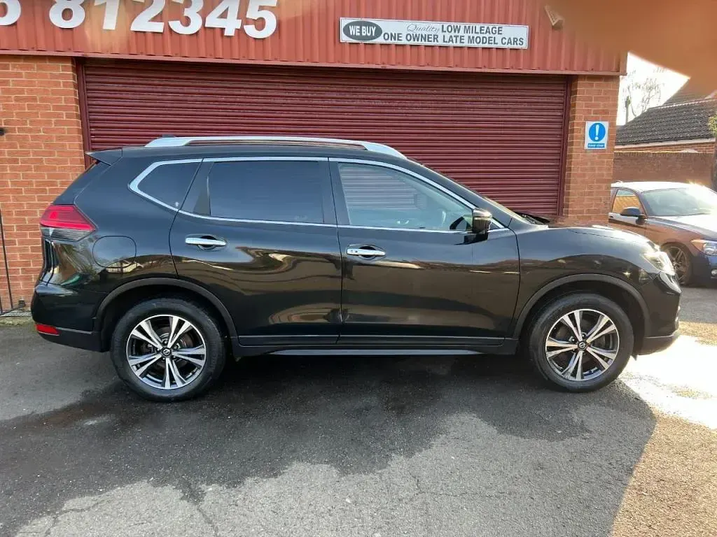 Used Nissan X-Trail N-Connecta 150 HP (110 kW) 2019 Black SUV