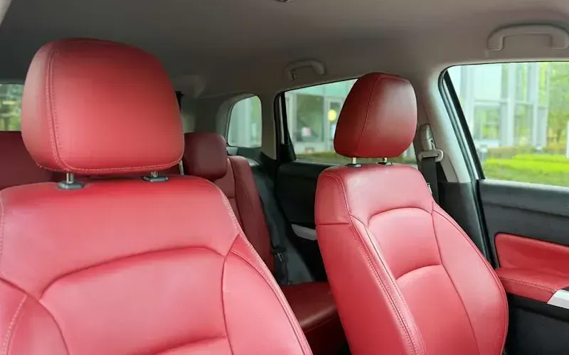 Second-hand Suzuki Vitara 140 CP (102 kW) 2017 Alb SUV