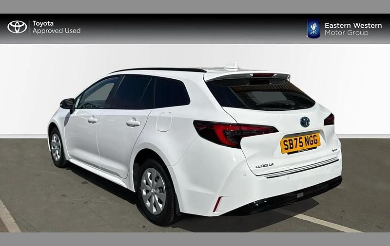 Nouă Toyota Corolla 138 CP (101 kW) 2025 Alb