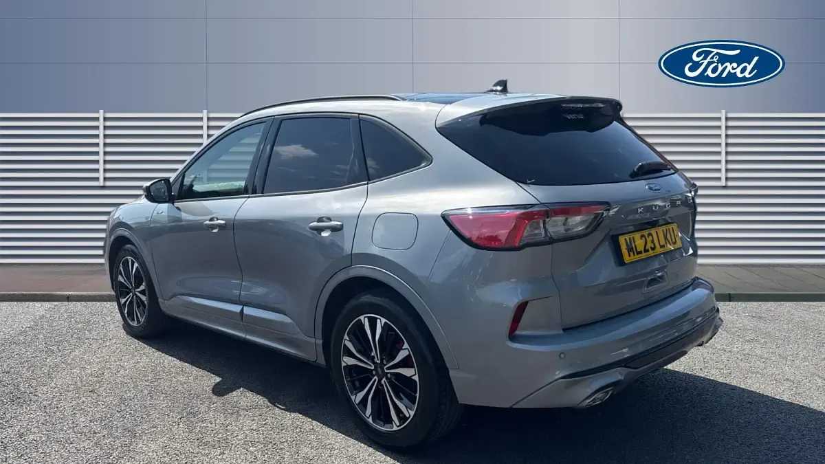 Used Ford Kuga ST-Line X 190 HP (139 kW) 2023 Silver SUV
