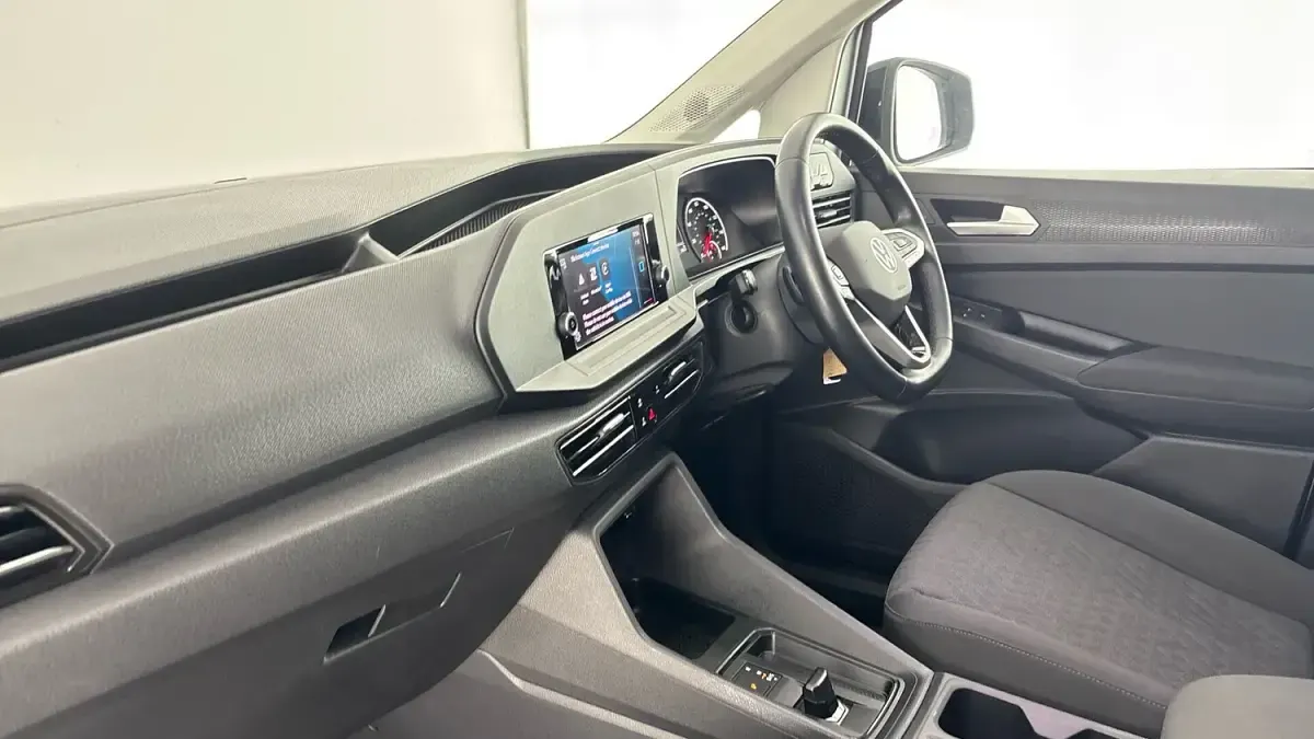 Used VW Caddy Life 112 HP (82 kW) 2022 Silver MPV