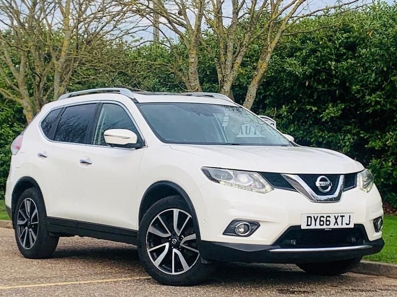 Used Nissan X-Trail Tekna 130 HP (95 kW) 2016 White SUV