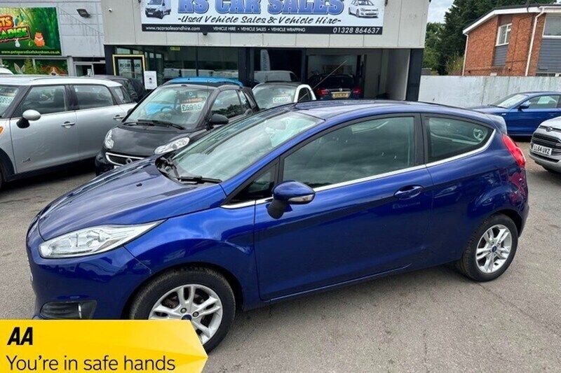 Black Used 2016 Ford Fiesta Zetec Hatchback | £4,995 (Fair price) - Image 1/1