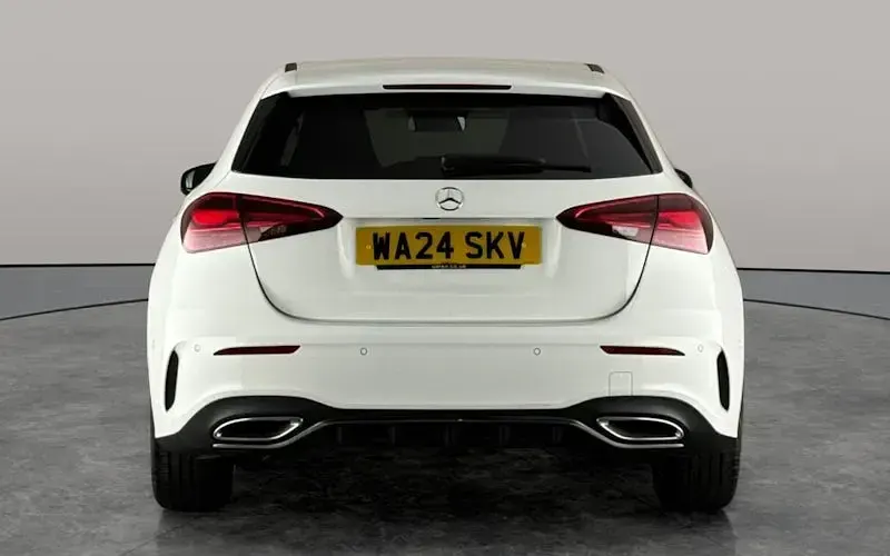 Used Mercedes A200 Executive 150 HP (110 kW) 2024 White Hatchback