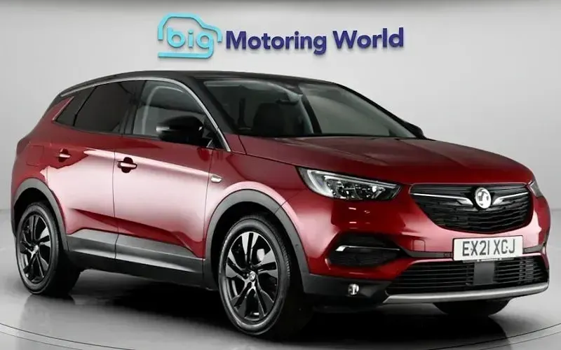 Used Vauxhall Grandland X SRi 131 HP (96 kW) 2021 SUV