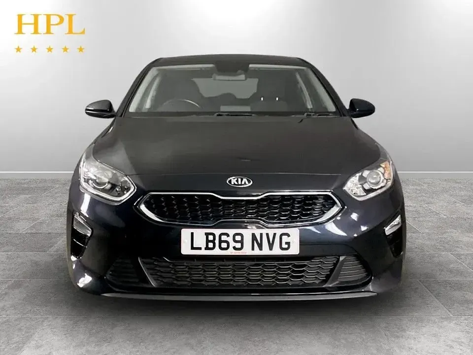 Used Kia Ceed 118 HP (86 kW) 2019 Black Hatchback