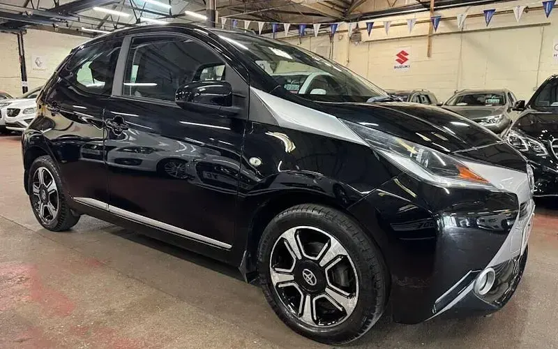 Used Toyota Aygo X-clusiv 69 HP (50 kW) 2015 Hatchback