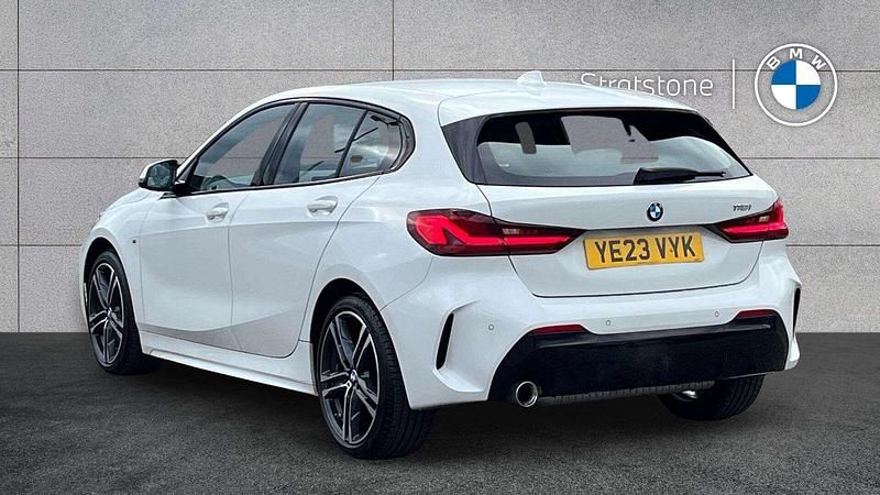 Used BMW 118 M Sport 134 HP (98 kW) 2023 White Hatchback