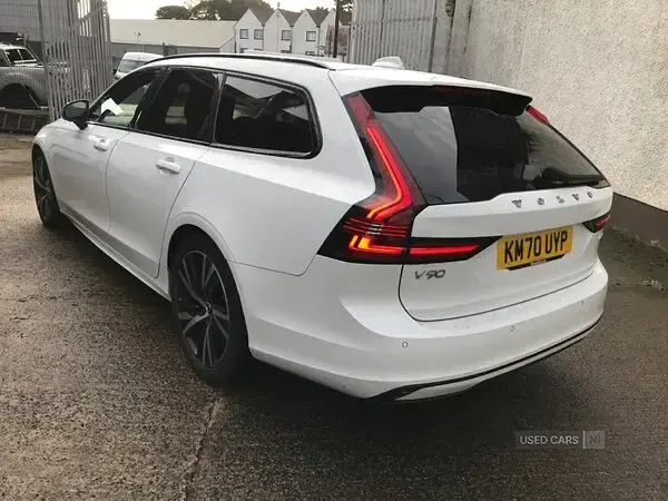 Used Volvo V90 R-Design 2020 White Estate