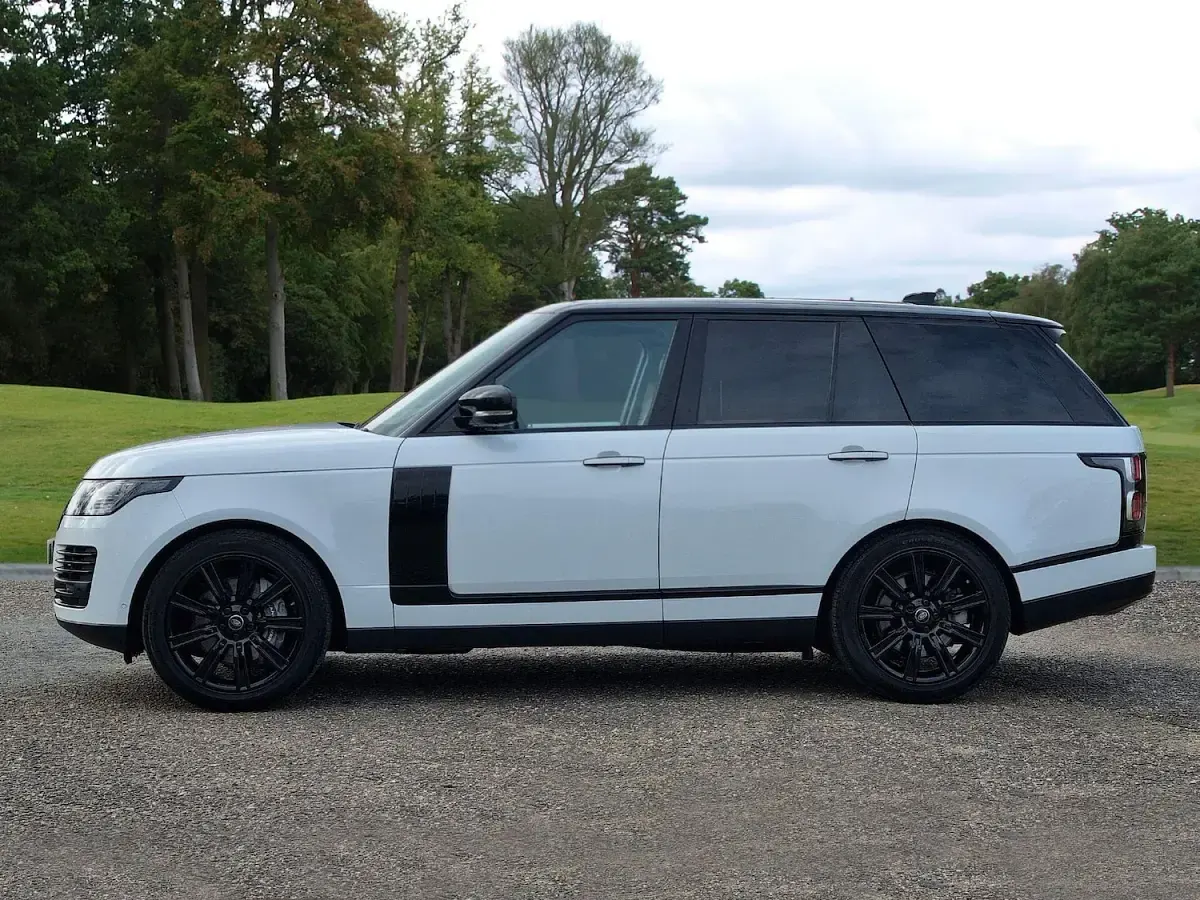 Used Land Rover Range Rover Autobiography 404 HP (297 kW) 2018 White SUV