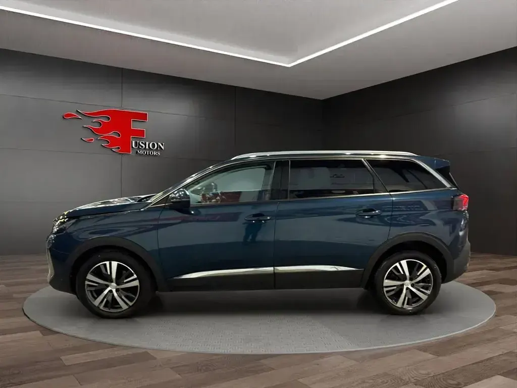 Used Peugeot 5008 Allure Premium 2021 Blue SUV