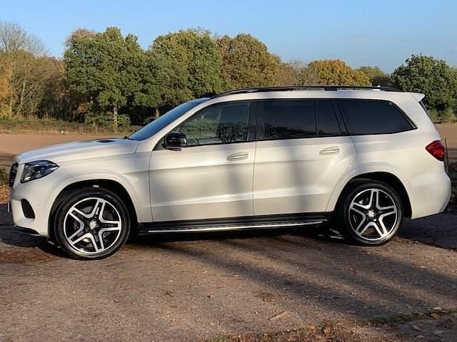 Used Mercedes GLS350 AMG line 258 HP (189 kW) 2017 White SUV