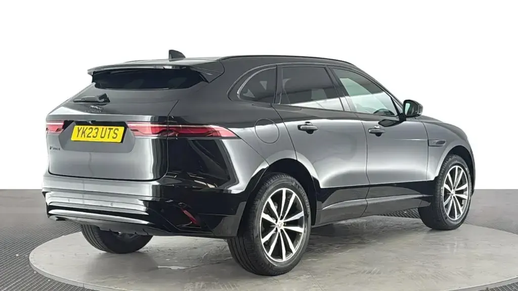 Used Jaguar F-Pace R-Dynamic 204 HP (150 kW) 2023 Black SUV