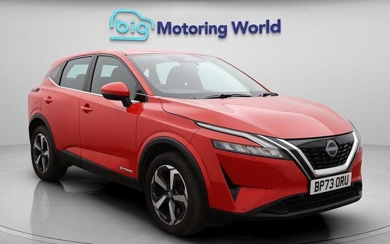 Red Used 2023 Nissan Qashqai Acenta Premium SUV | £17,819 (Super price) - Image 1/4