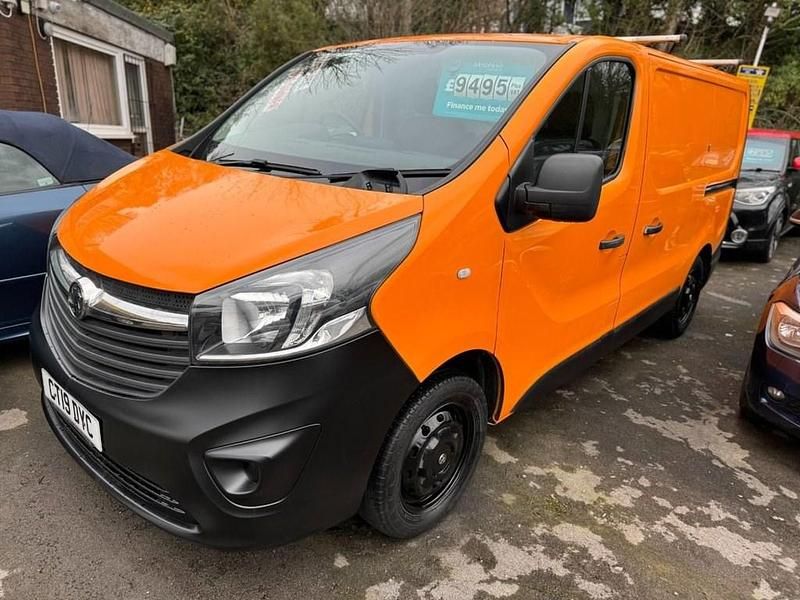 Used Vauxhall Vivaro 120 HP (88 kW) 2019 White MPV