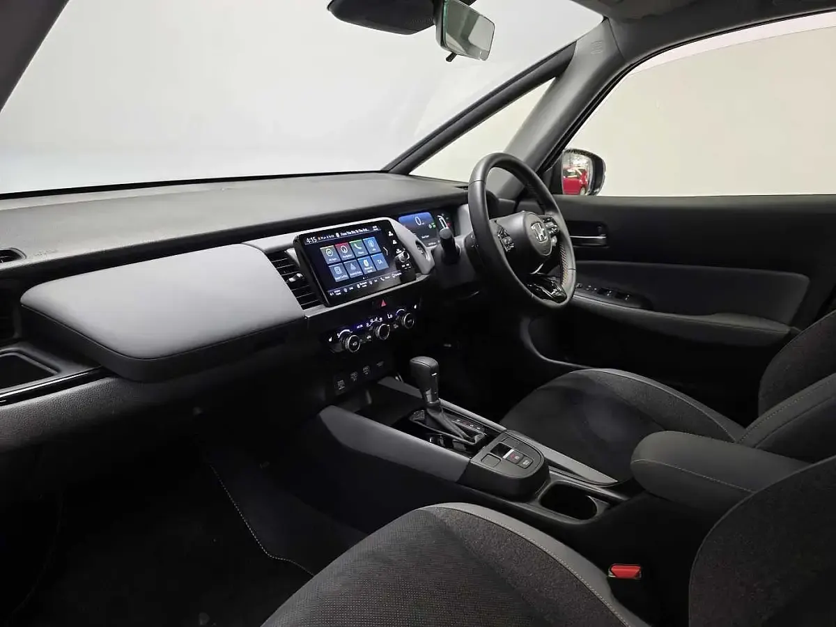 Used Honda Jazz Advance 122 HP (89 kW) 2025 Grey Hatchback