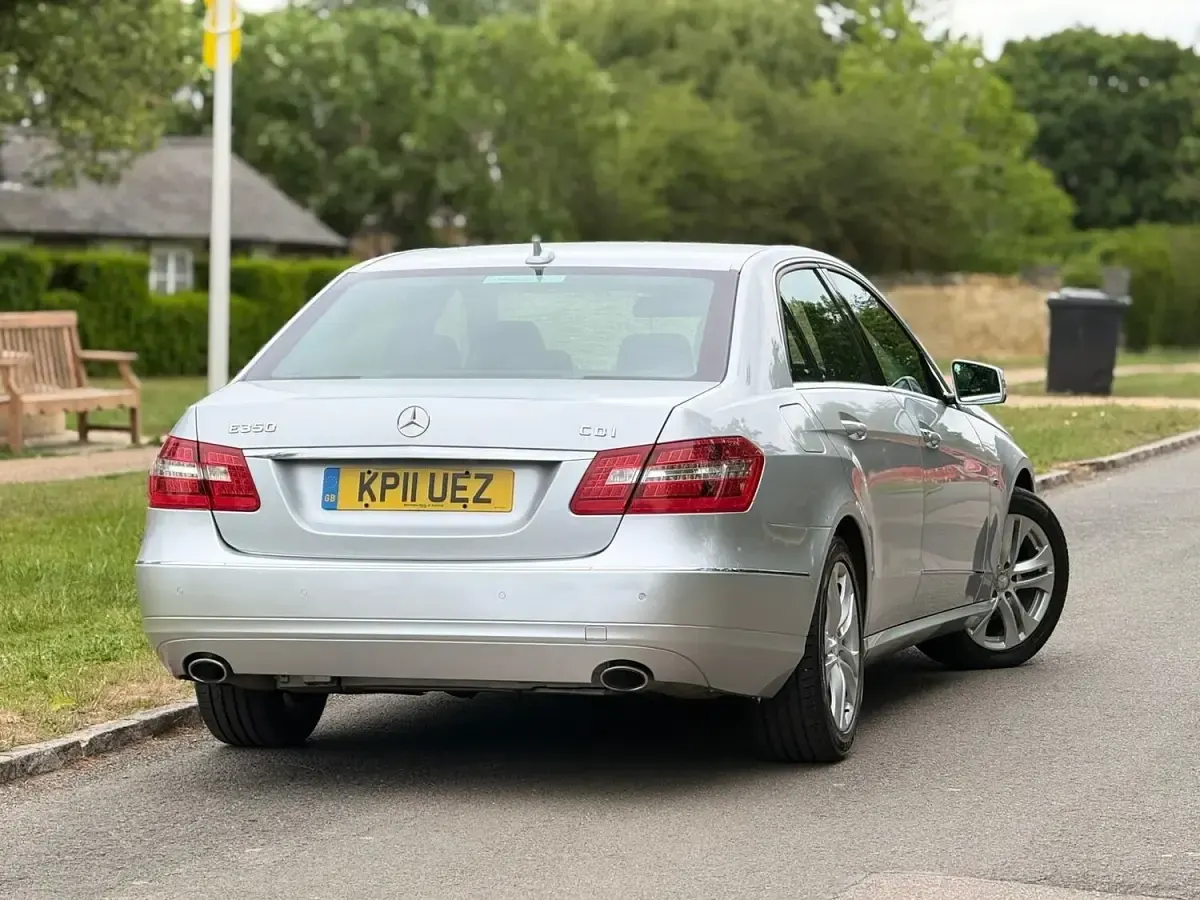 Used Mercedes E350 Avantgarde 2011 Silver Sedan