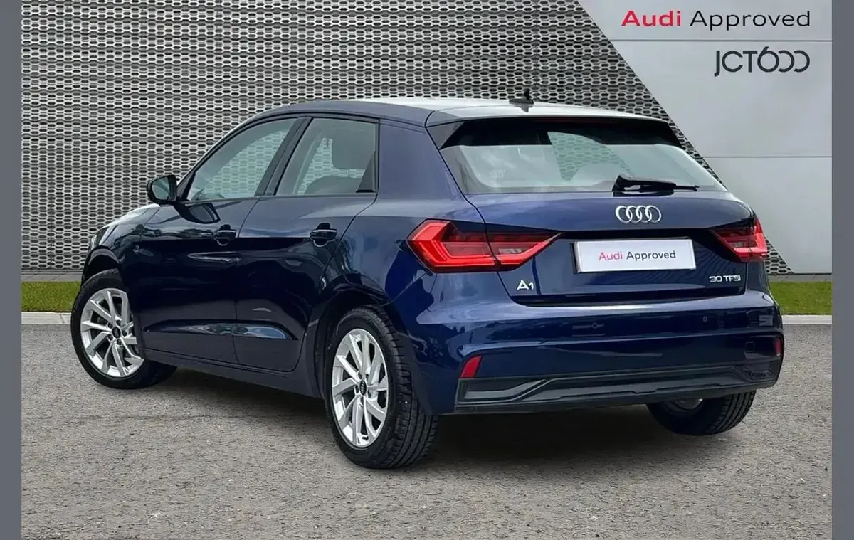 Used Audi A1 Sport 108 HP (79 kW) 2023 Blue SUV