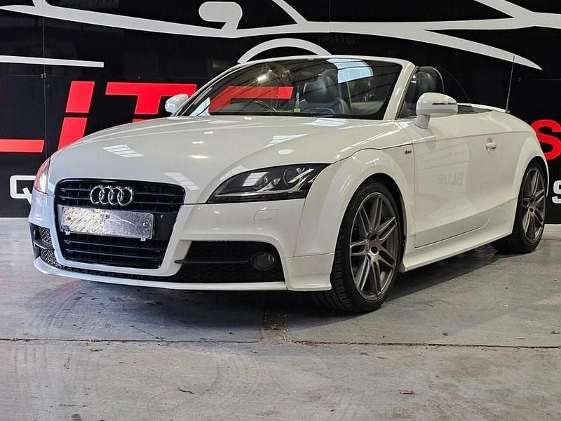 Used Audi TT Roadster Black Edition 211 HP (155 kW) 2011 White Cabriolet