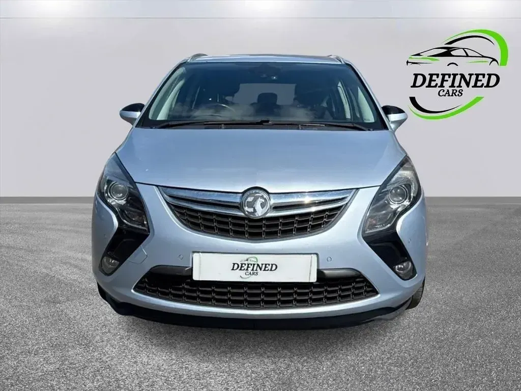 Used Vauxhall Zafira 140 HP (102 kW) 2015 Silver MPV