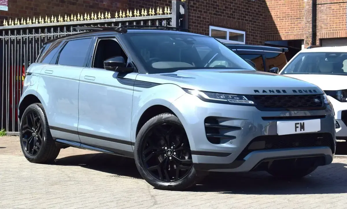 Begagnad Land Rover Range Rover evoque S 309 HK (227 kW) 2022 Grå SUV