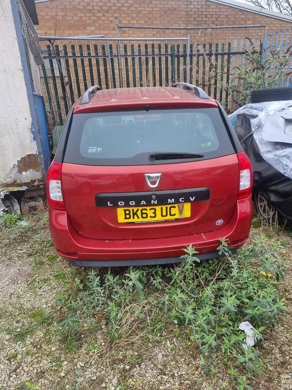 Second-hand Dacia Logan MCV Lauréate 2013 Roșu Break