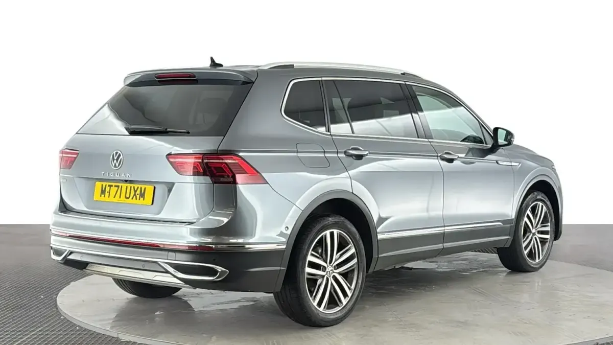 Used VW Tiguan Allspace Elegance 150 HP (110 kW) 2021 Grey SUV